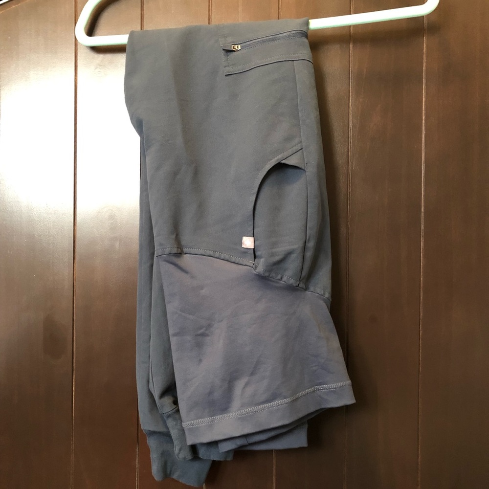 Figs maternity scrub joggers